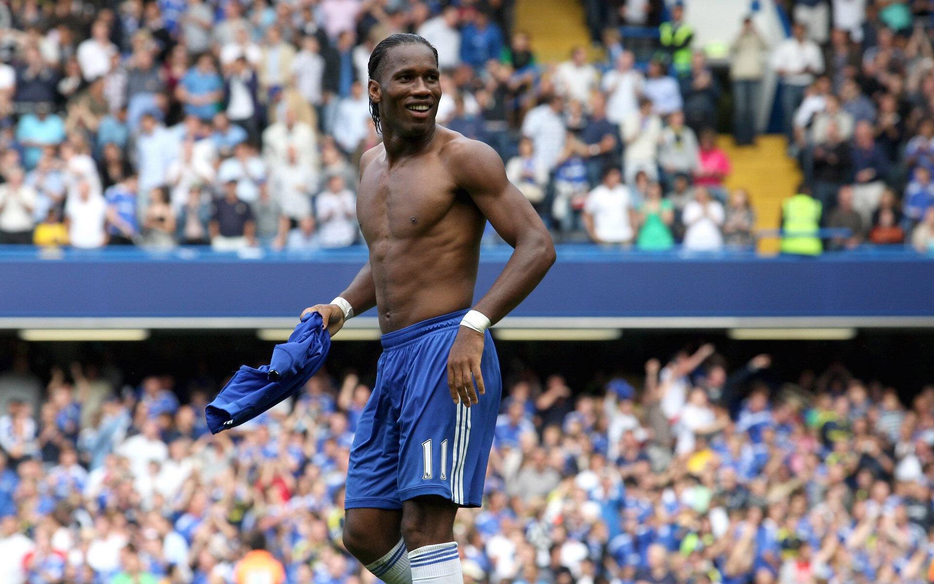 周琦率队挺进总决赛，前火箭经理莫雷发推祝贺引热议